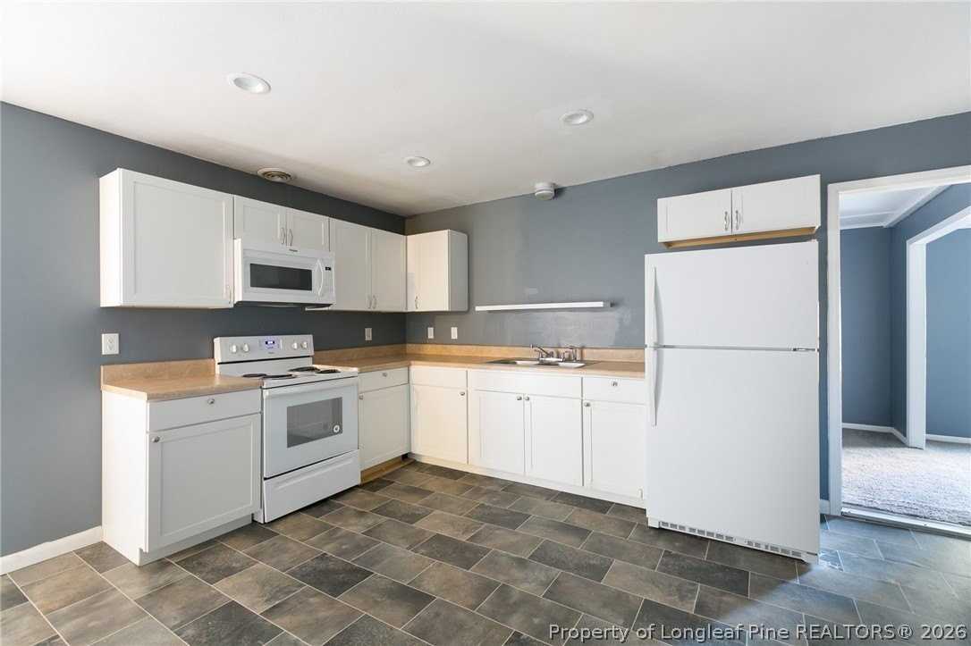 7328 Ryan St - Photo 6 of 17
