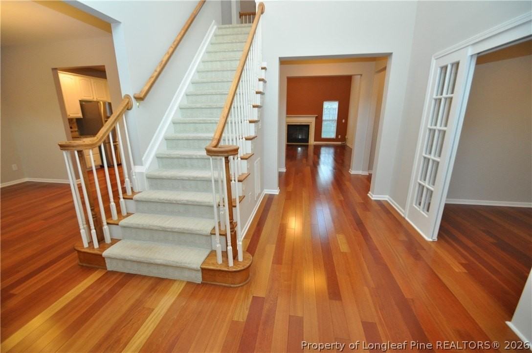 2105 Roland Glen Rd - Photo 2 of 48