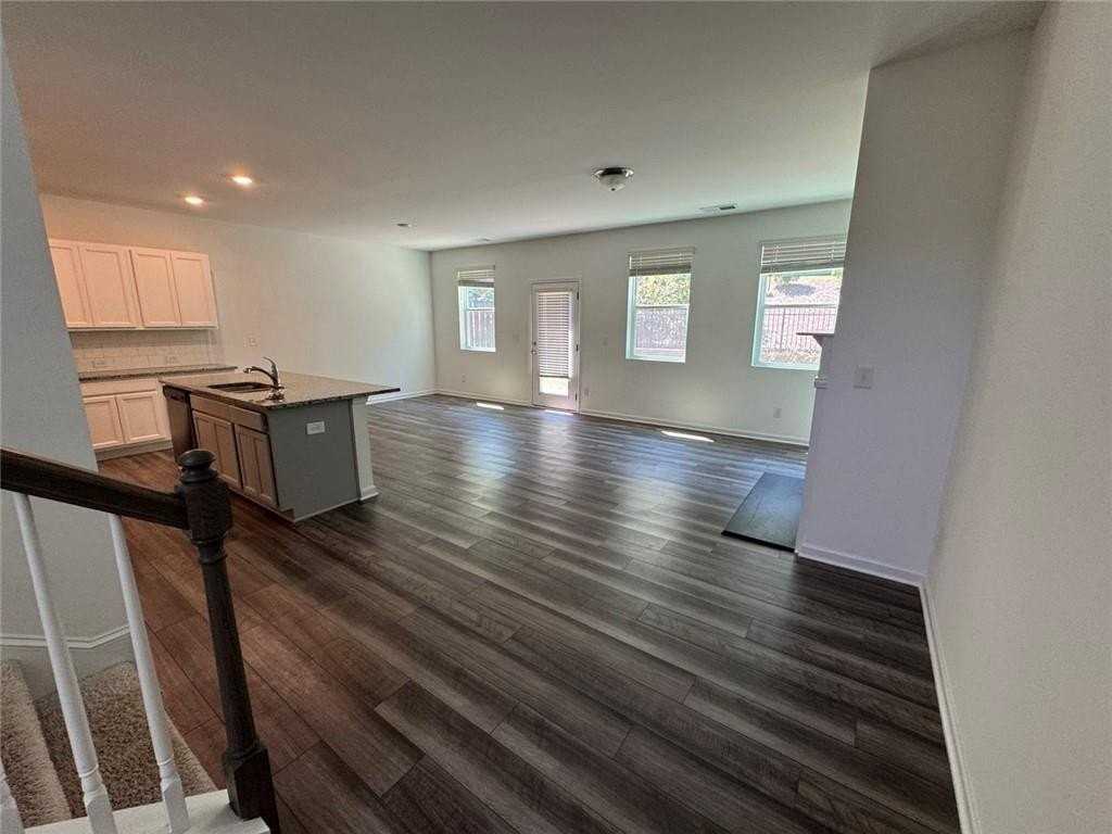 3326 Colbury St - Photo 3 of 24