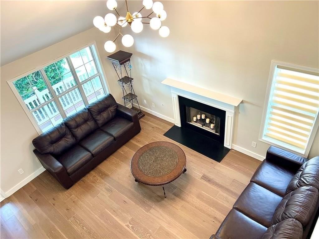 417 Hillcrest Cmns - Photo 5 of 39