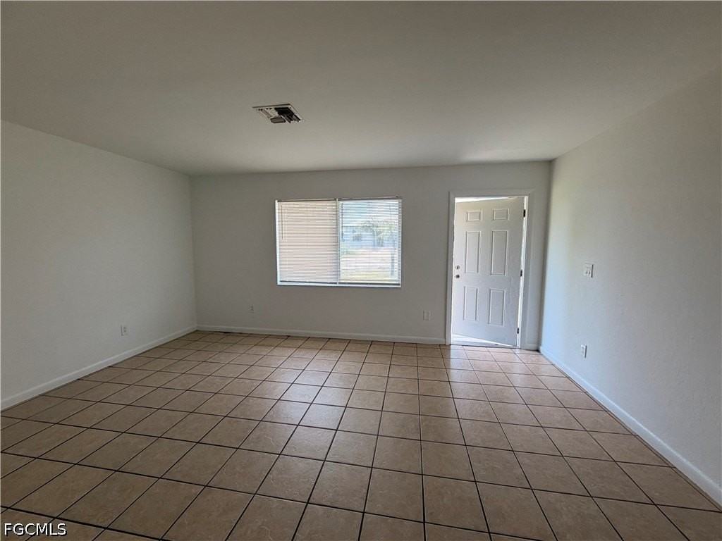 711 Gordon Ave S - Photo 2 of 13