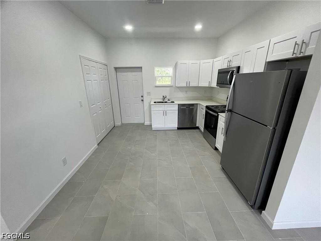 4214 E 30th St - Photo 6 of 10