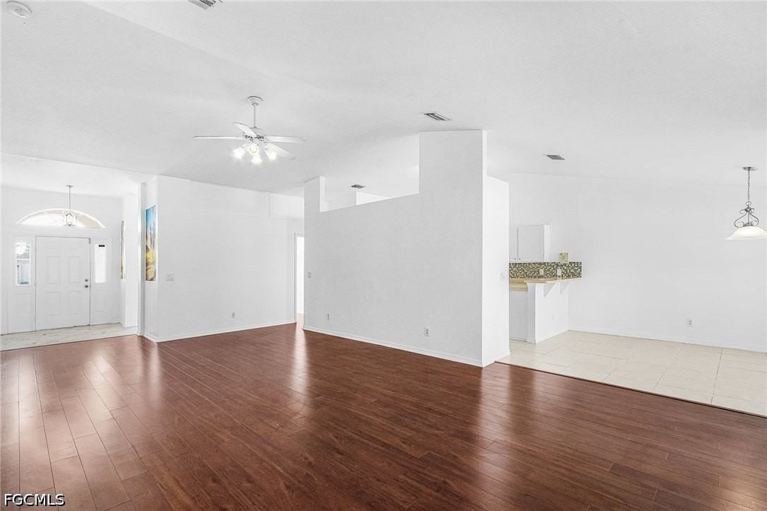 2810 Nw 24th Ave - Photo 7 of 27