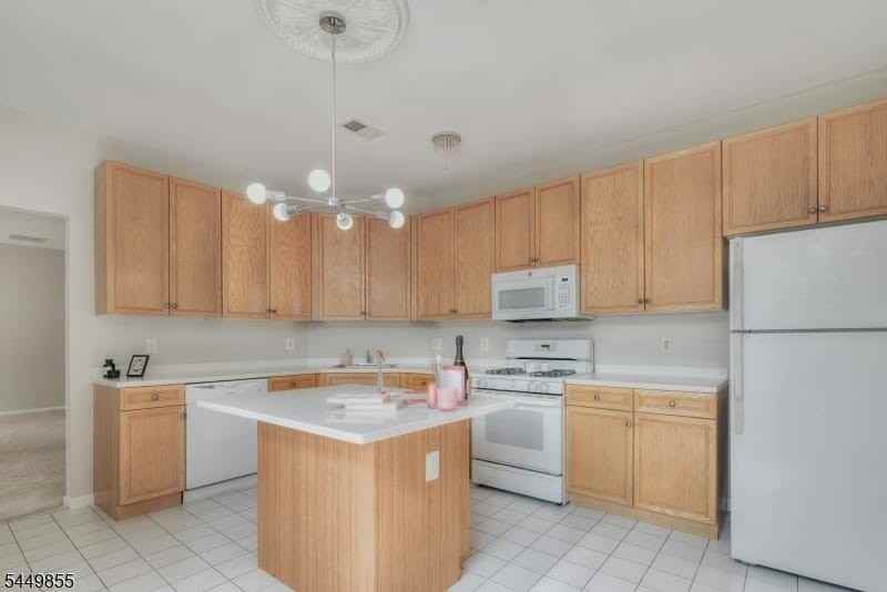 408 Kensington Ln