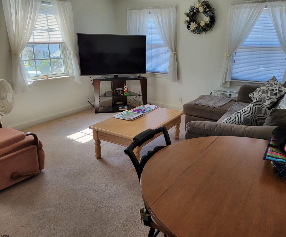 101B N Wilson Ave - Photo 2 of 12