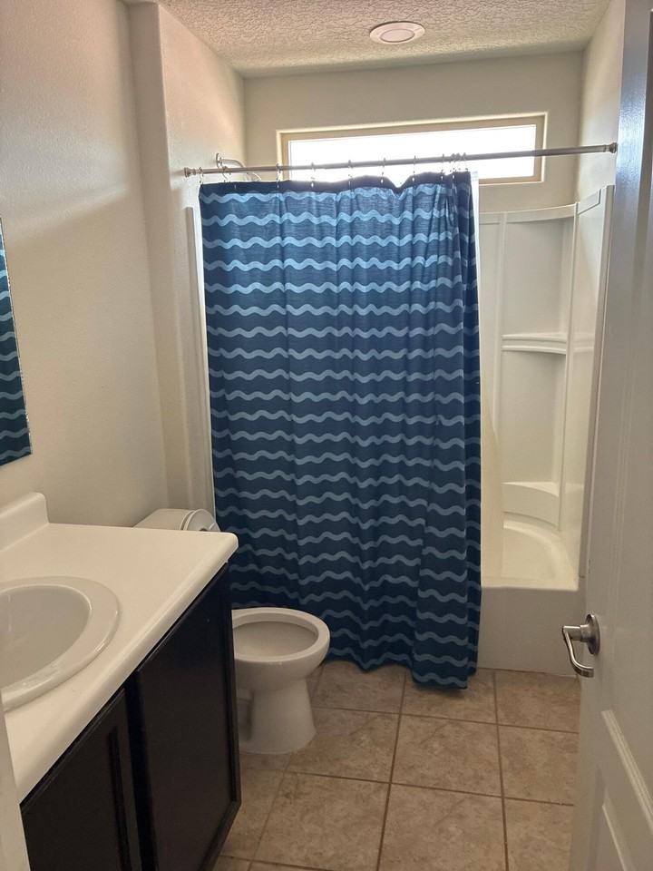 2217 Violeta Cir Se - Photo 7 of 11