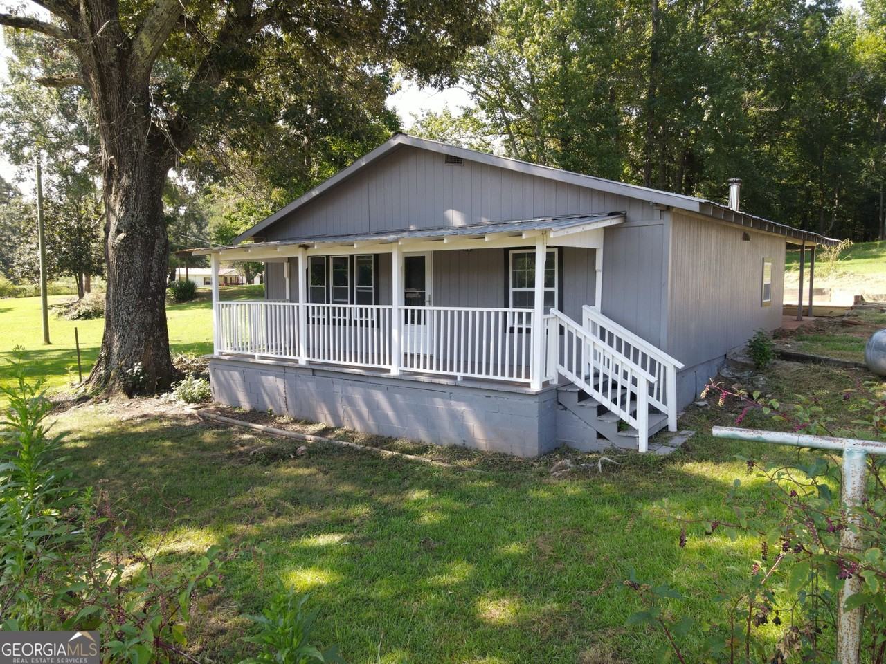 286 Hines Rd - Photo 2 of 18