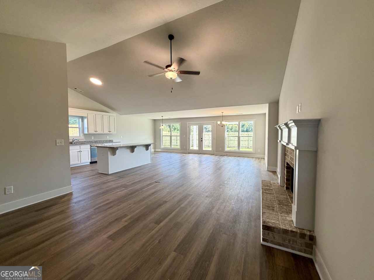 232 Lake Meadows Dr - Photo 4 of 16