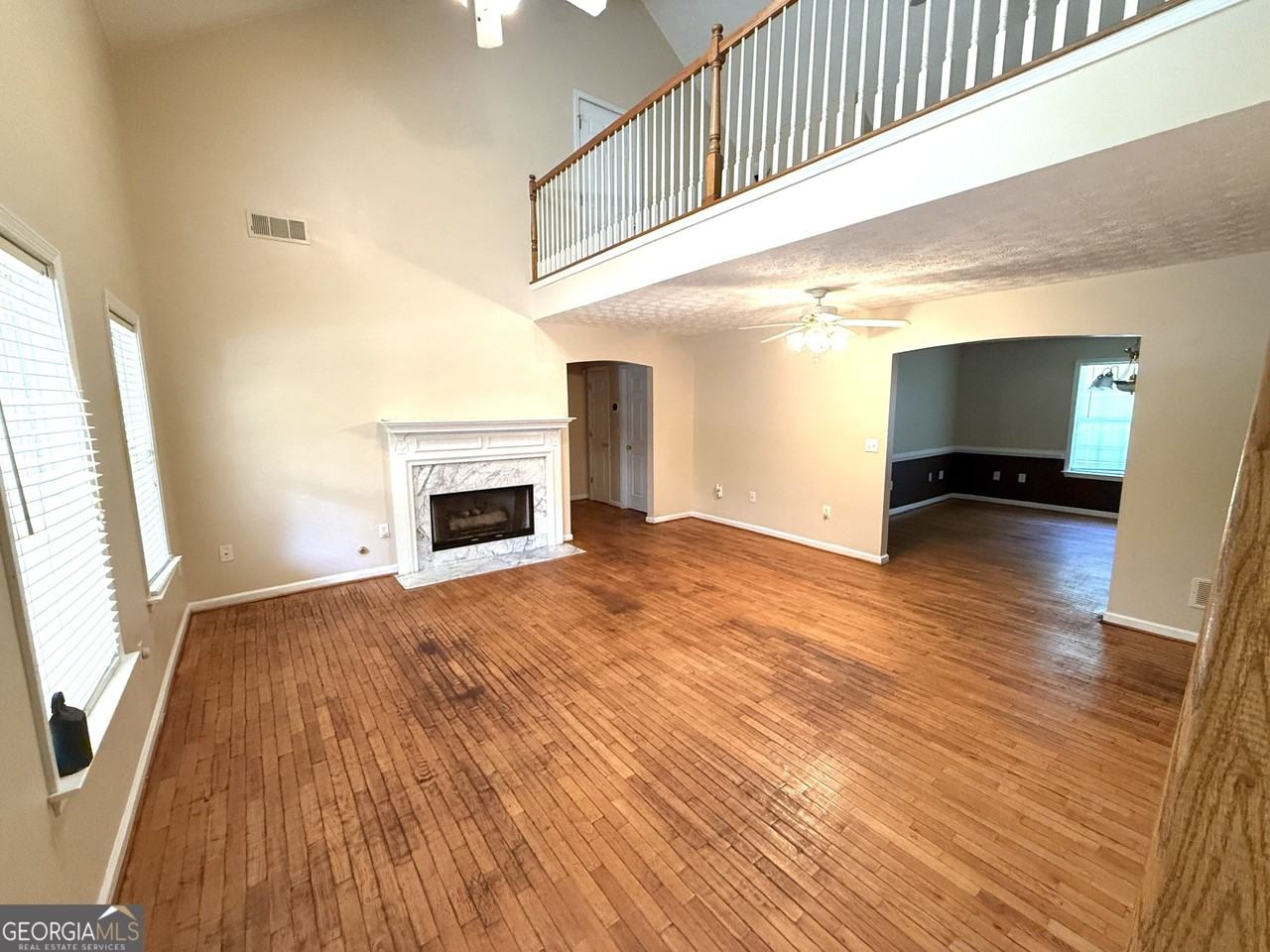 25 Brookstone Ct - Photo 2 of 13