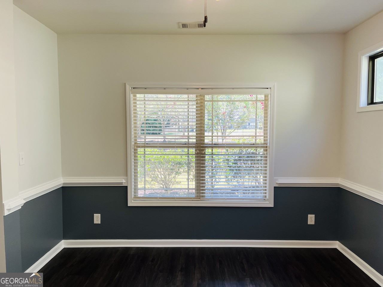 445 Summerlin Blvd - Photo 4 of 50