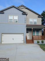 245 Lakeview Dr - Photo 1 of 1