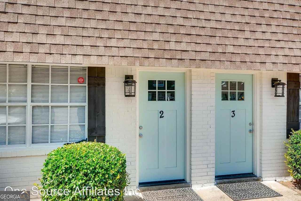 625 Coleman St - Photo 2 of 20