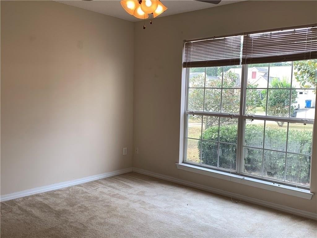 755 Willow Springs Dr - Photo 5 of 13