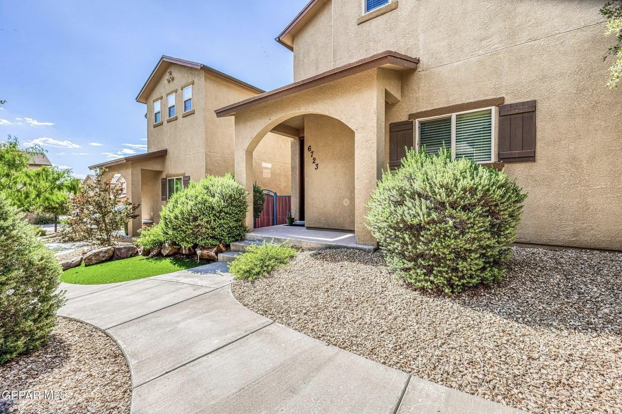 6723 Boulder Canyon Ln - Photo 2 of 50