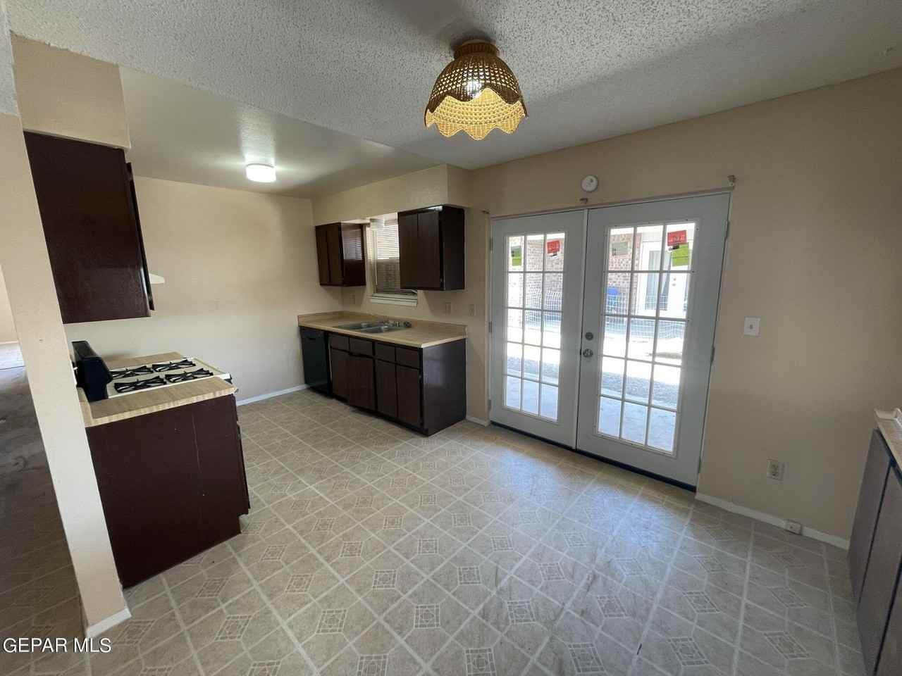 2849 Beachcomber Dr #B - Photo 6 of 16