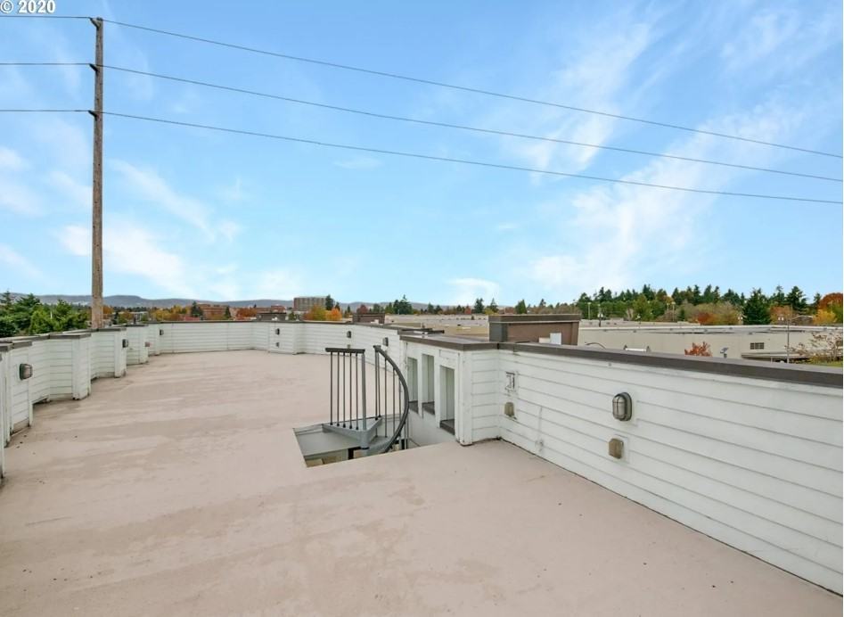 6020 Ne Willow St #1 - Photo 4 of 50