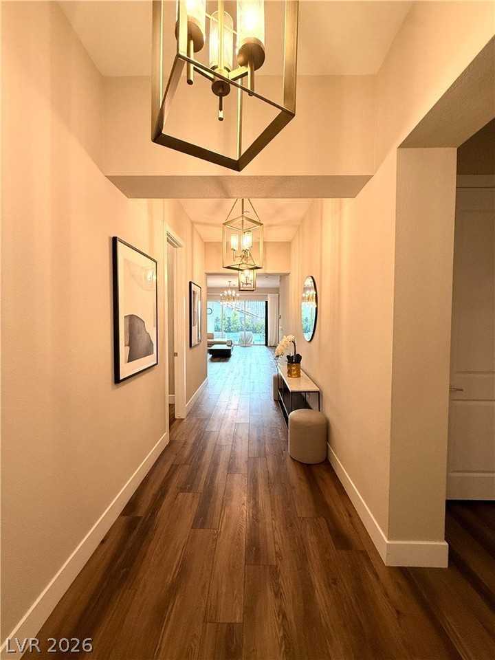 2527 Strathmill Ave - Photo 5 of 41