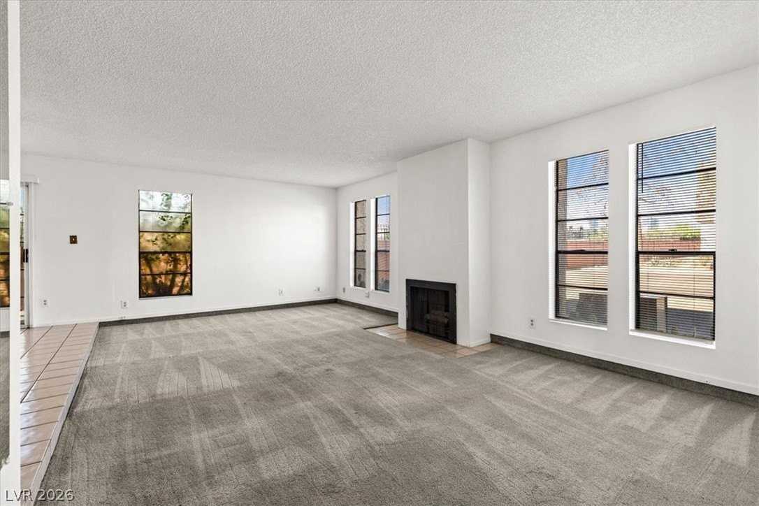 3925 Cambridge St #2 - Photo 5 of 30