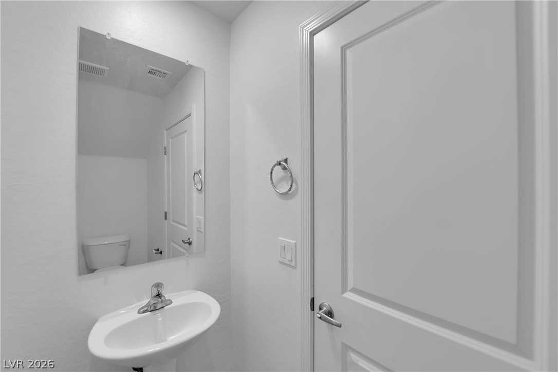 6421 Broadcloth Ct - Photo 6 of 30