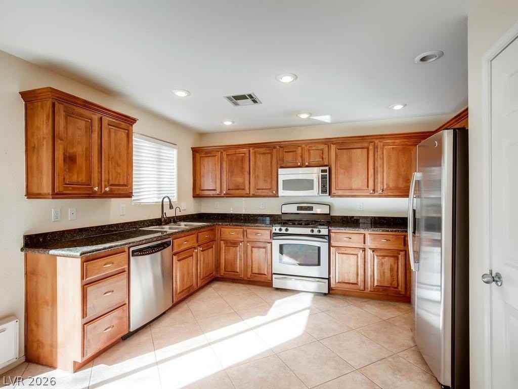 1939 Sundown Canyon Dr - Photo 4 of 11