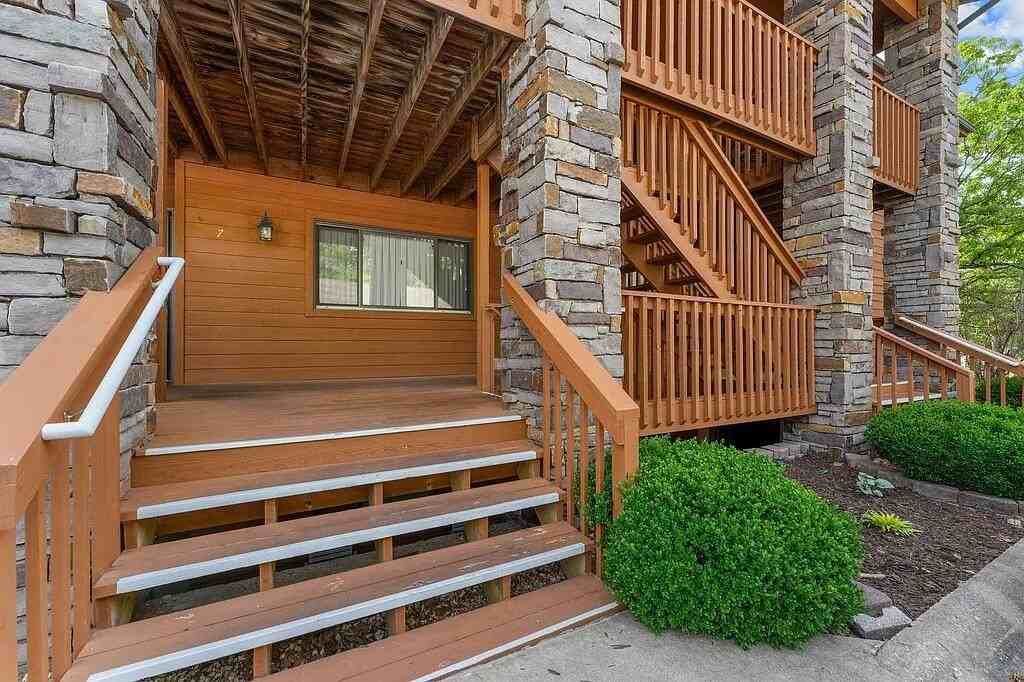 193 Avondale Dr #3 - Photo 3 of 29