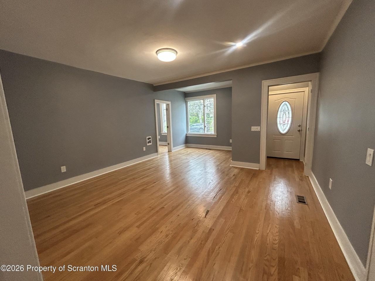 632 634 N Irving Avenue - Photo 6 of 12