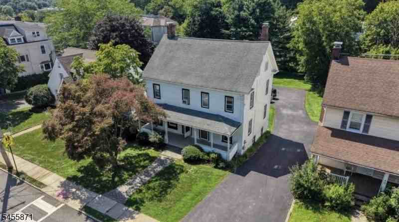 20 Anderson Hill Rd - Photo 2 of 27