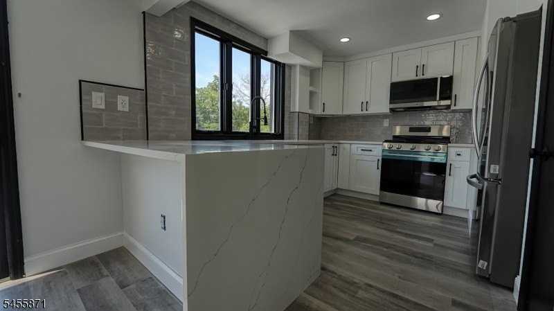 20 Anderson Hill Rd - Photo 4 of 27