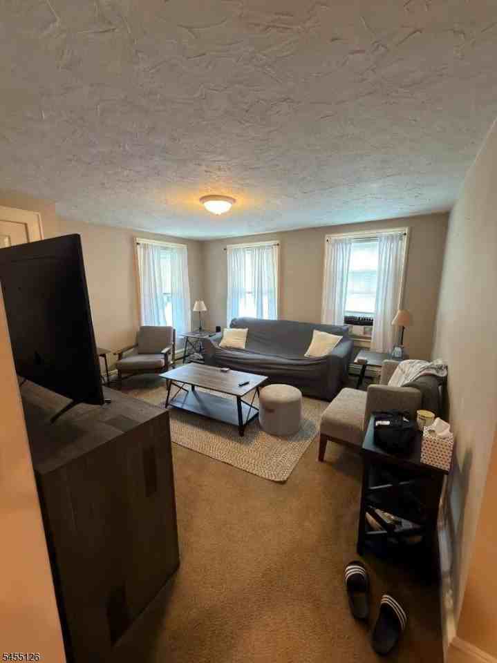 224 Pompton Ave #2 - Photo 5 of 13