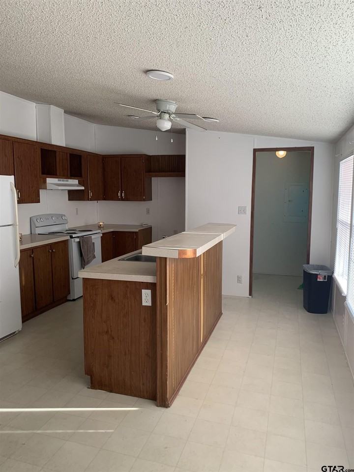 12823 Fm 2710 - Photo 5 of 13
