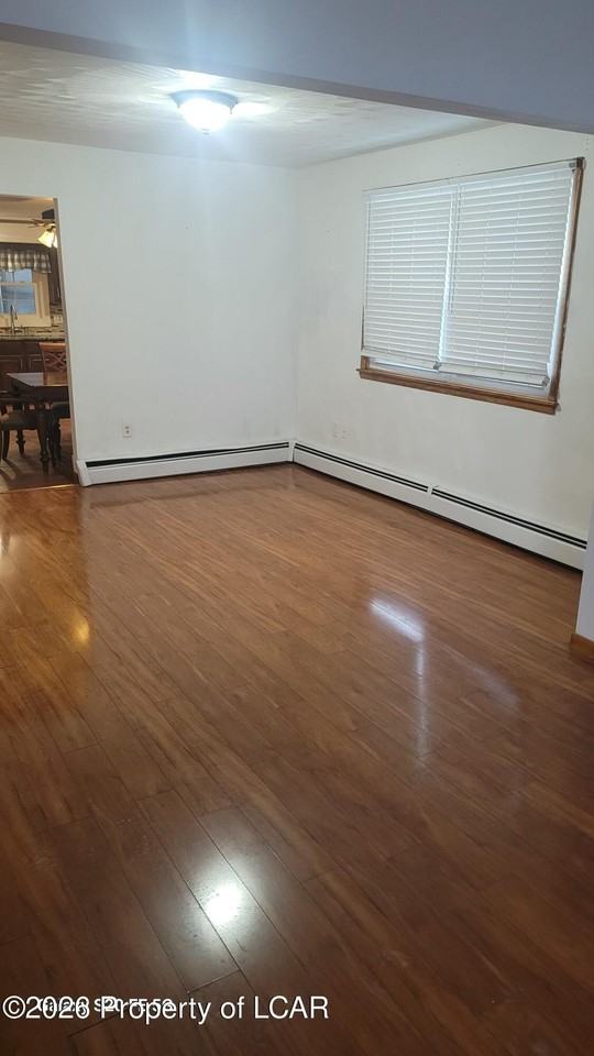 20 Brown St - Photo 3 of 12