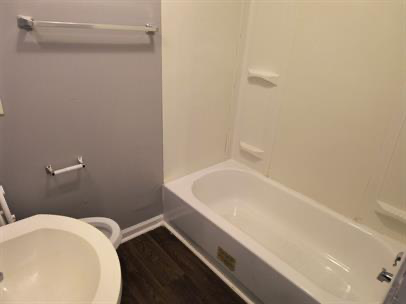 1154 Davis Cir #1 - Photo 5 of 7