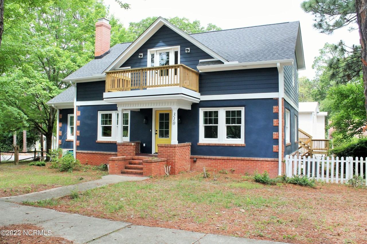 310 N May St #C - Photo 2 of 20