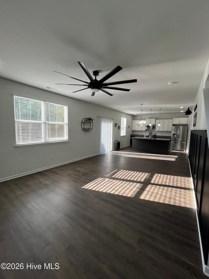 751 Stradleigh Ct - Photo 4 of 44