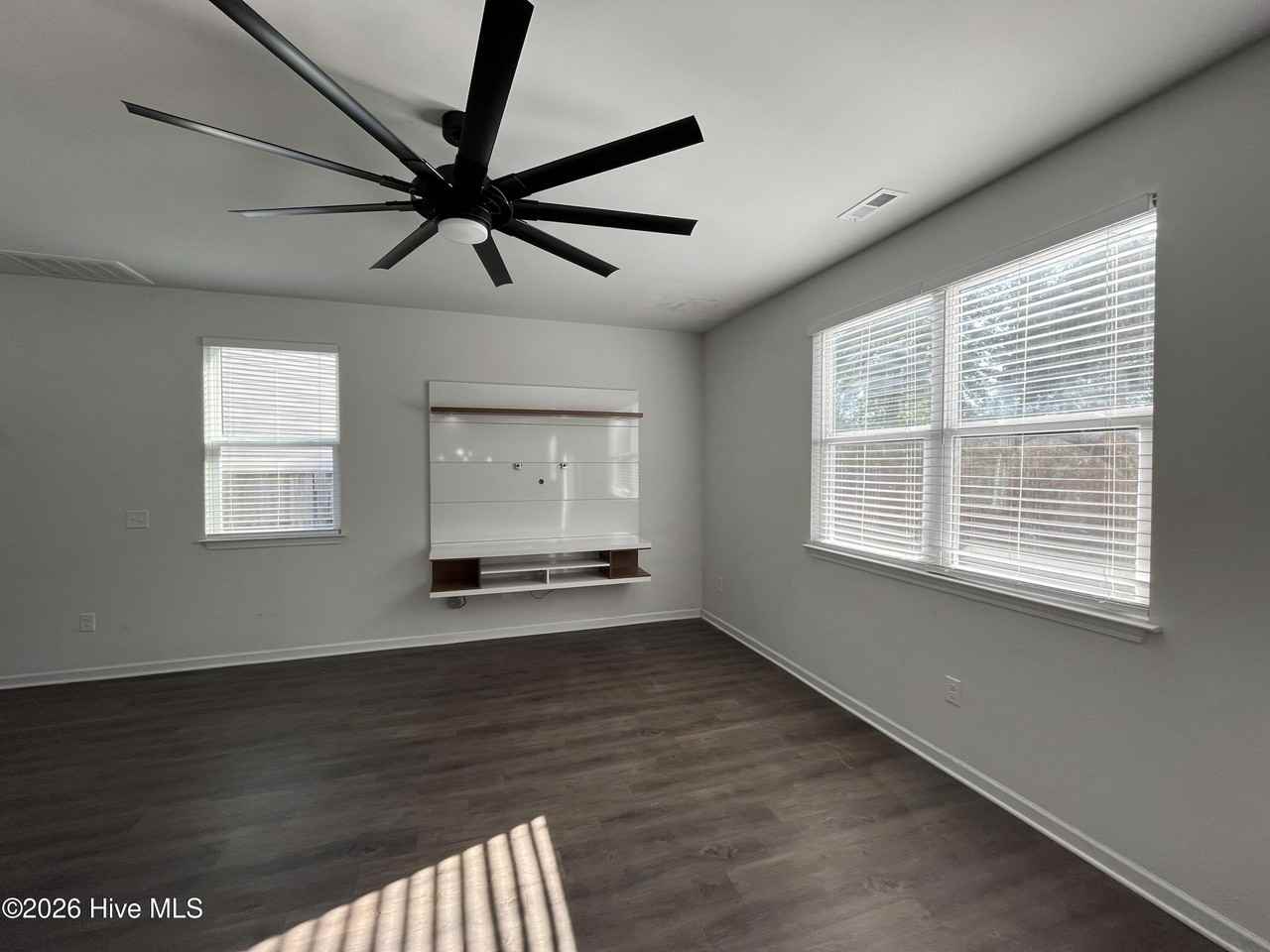 751 Stradleigh Ct - Photo 5 of 44
