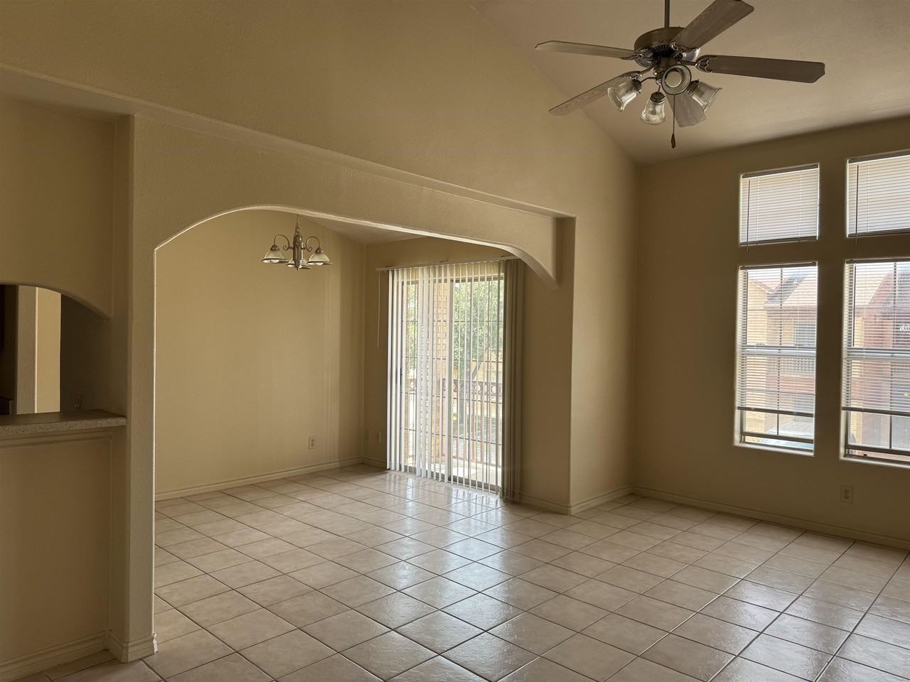 1752 Tiara Trl #802 - Photo 6 of 23