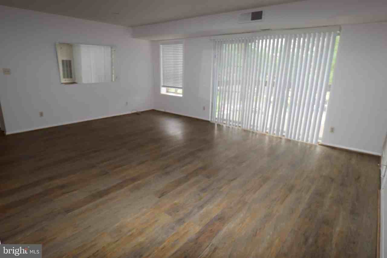 10850 Green Mountain Cir - Photo 3 of 19