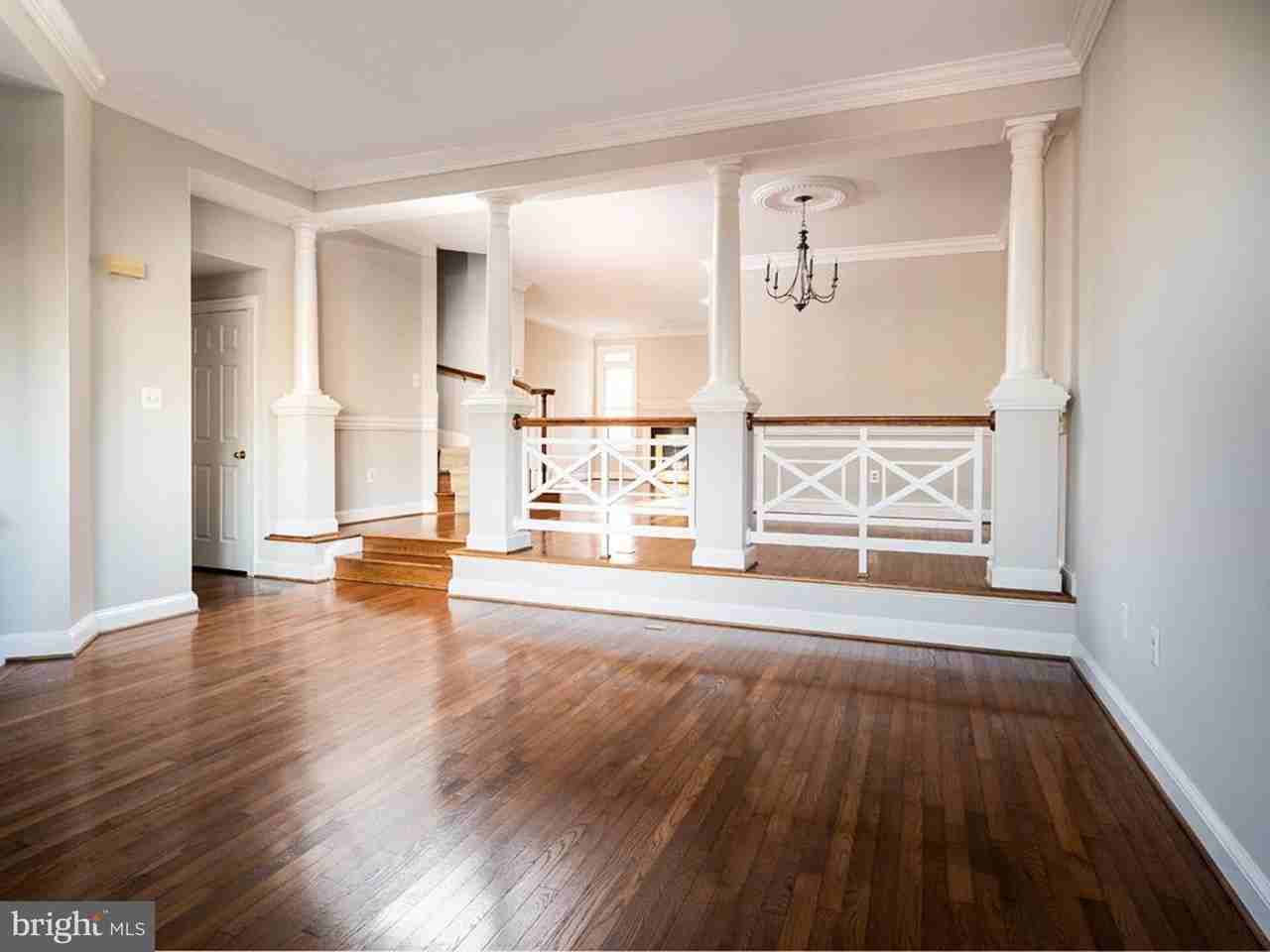 2155 Wolftrap Ct - Photo 6 of 40