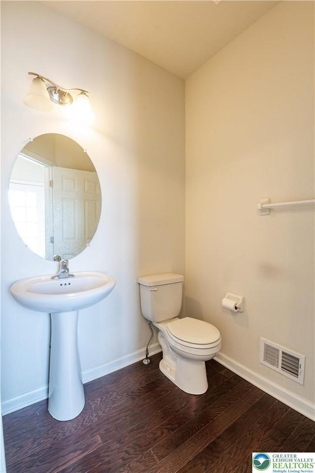 1434 Black Forest Dr - Photo 4 of 29