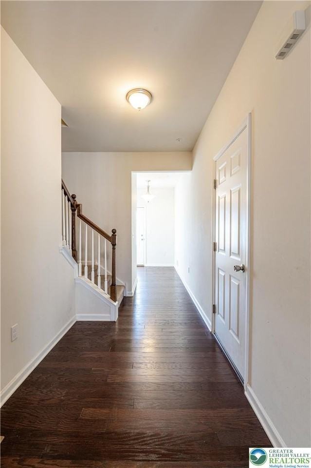 1434 Black Forest Dr - Photo 5 of 29