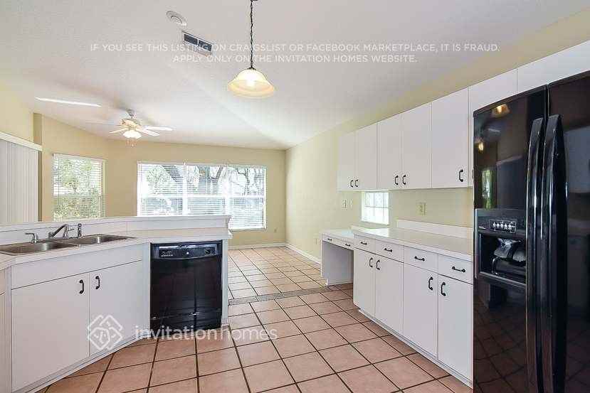 4011 Thackery Way - Photo 7 of 19