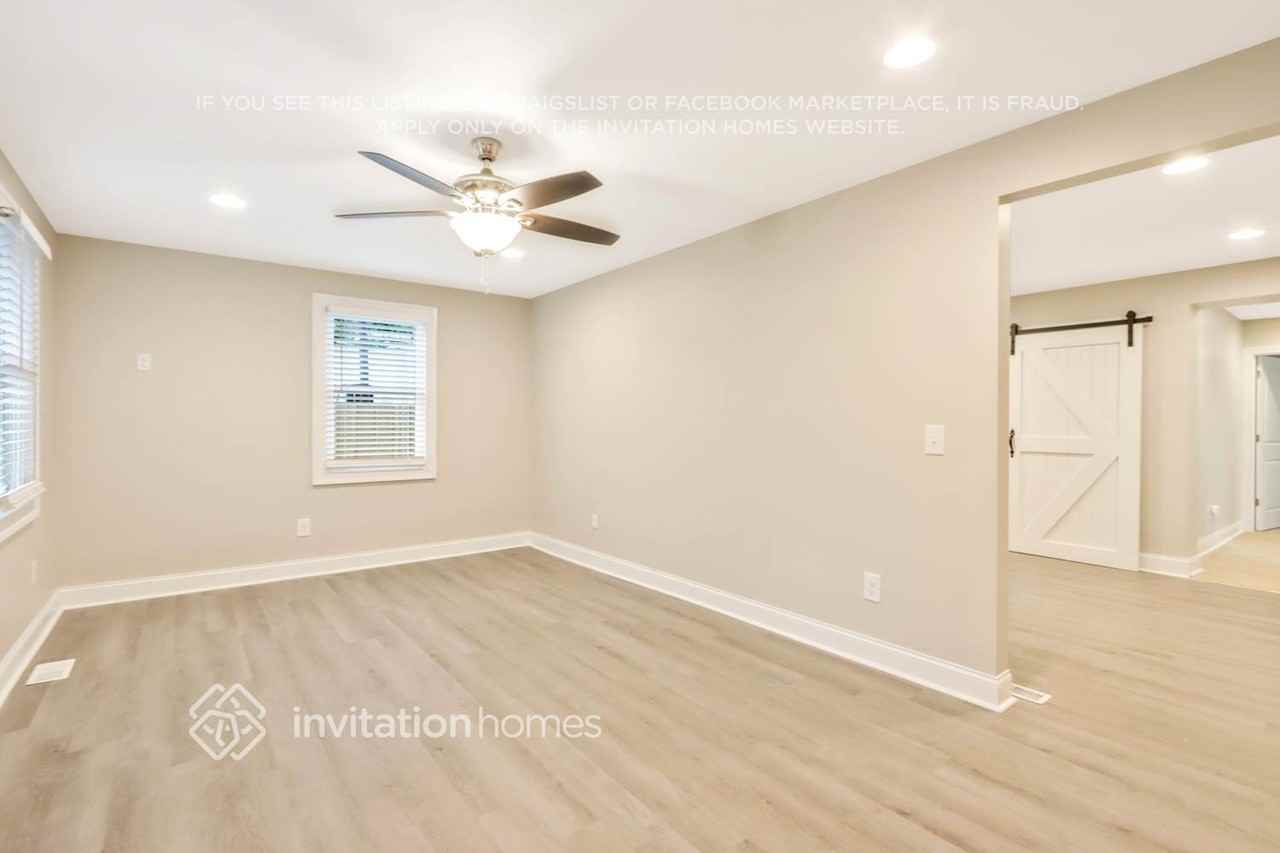 1625 Finchley Dr - Photo 5 of 20