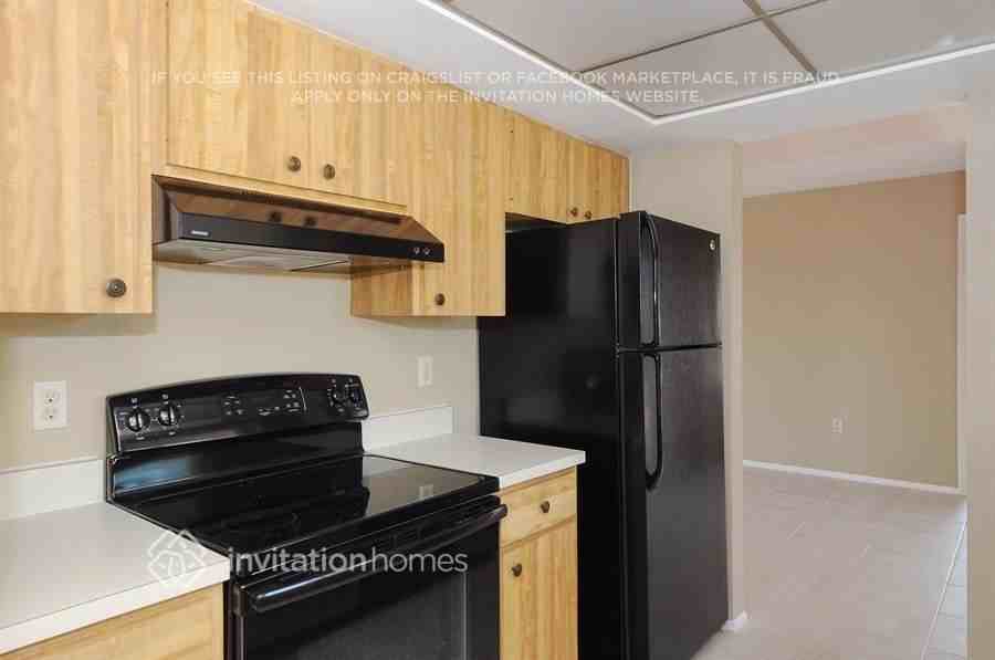 6906 20th Ave W - Photo 3 of 20