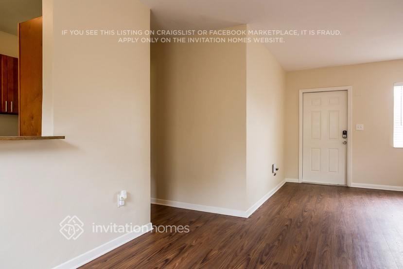 335 Nw 190th St - Photo 4 of 26