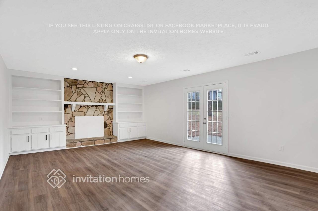1790 Blackwillow Dr - Photo 7 of 29