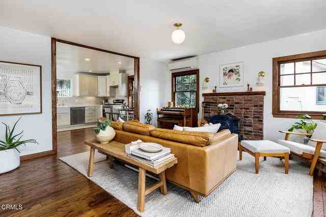 4195 York Blvd - Photo 4 of 8