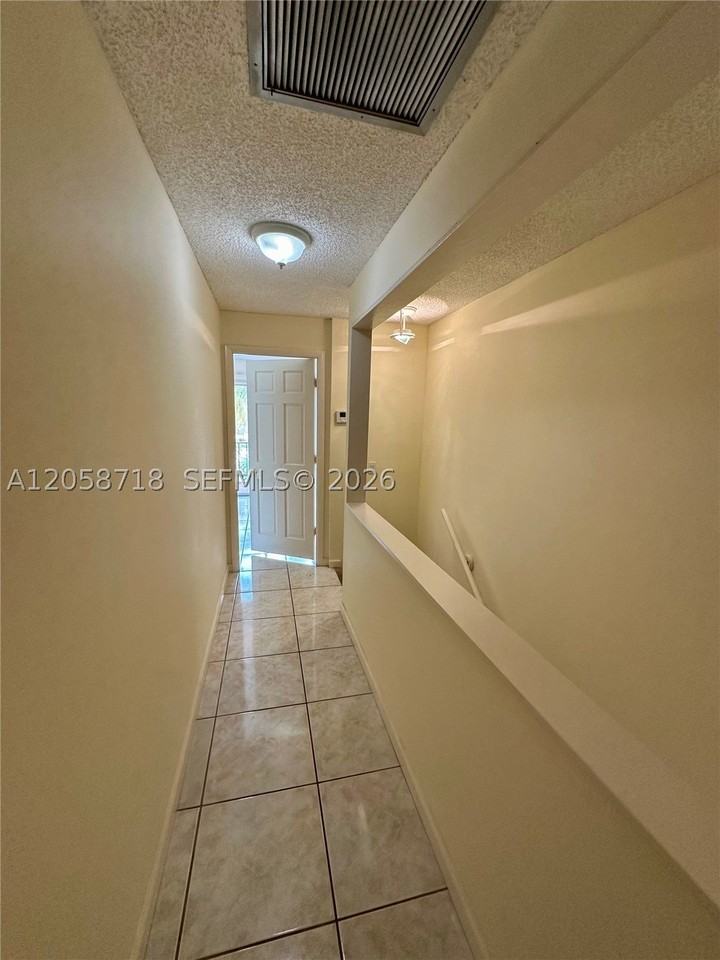 13705 Sw 84th St #F - Photo 5 of 11