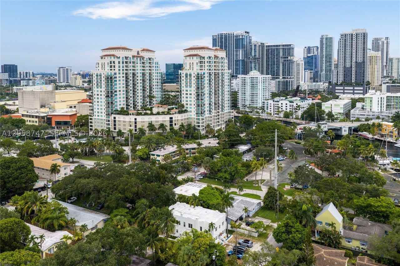 709 Sw 4th Ct #2