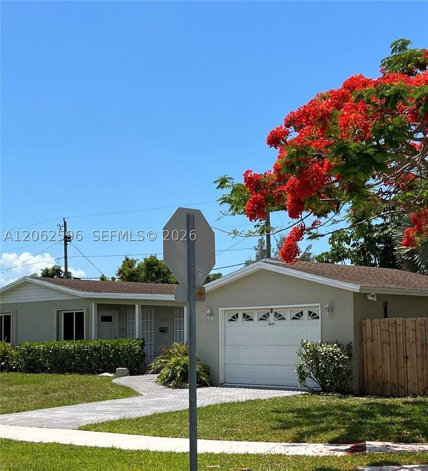 8830 Sw 200th St