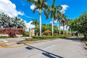 featured image of 3390 Ne 10th St #201